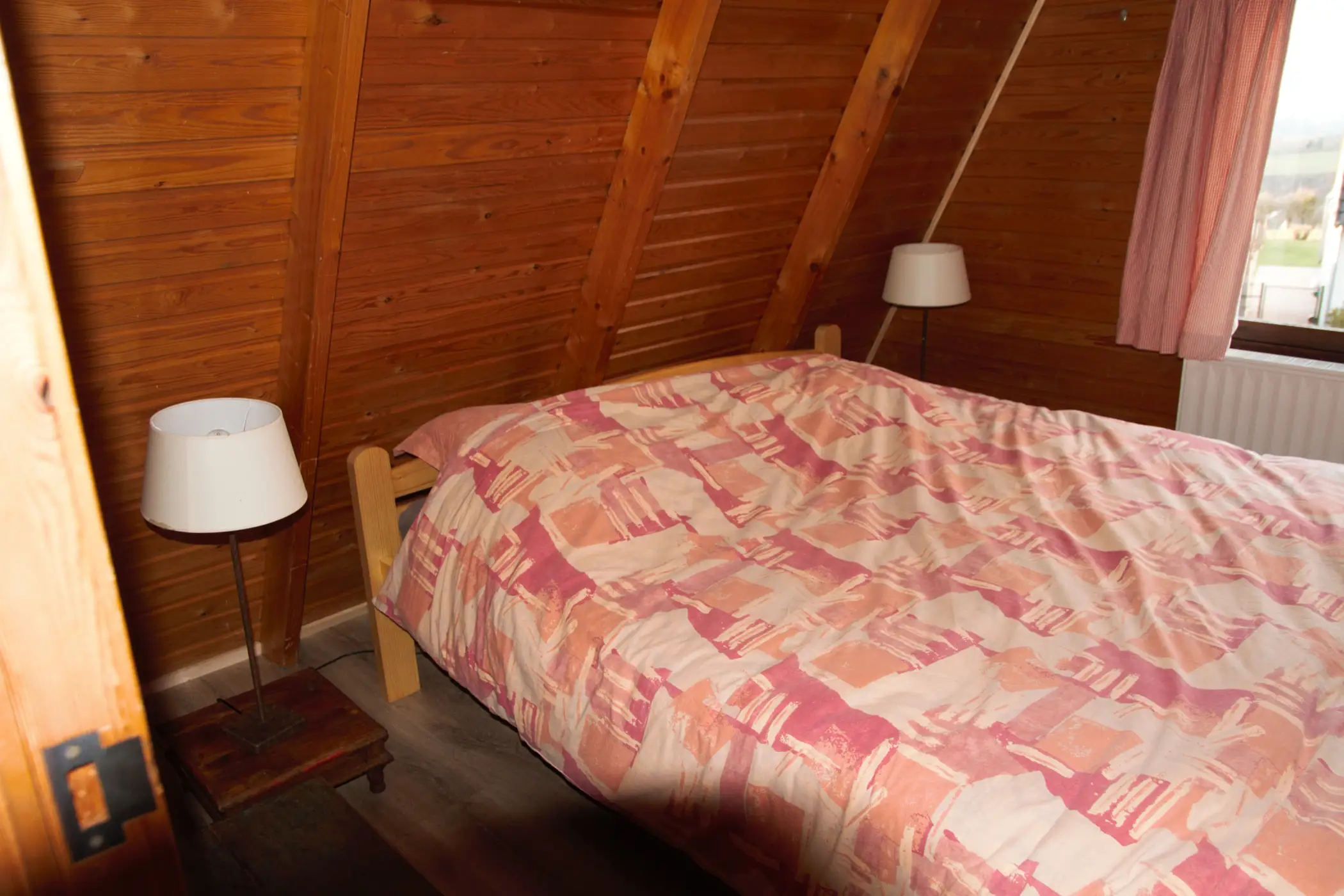 Cottage for 5 people in La Roche-en-Ardenne Le Chalet Pointu du Bout du Monde
